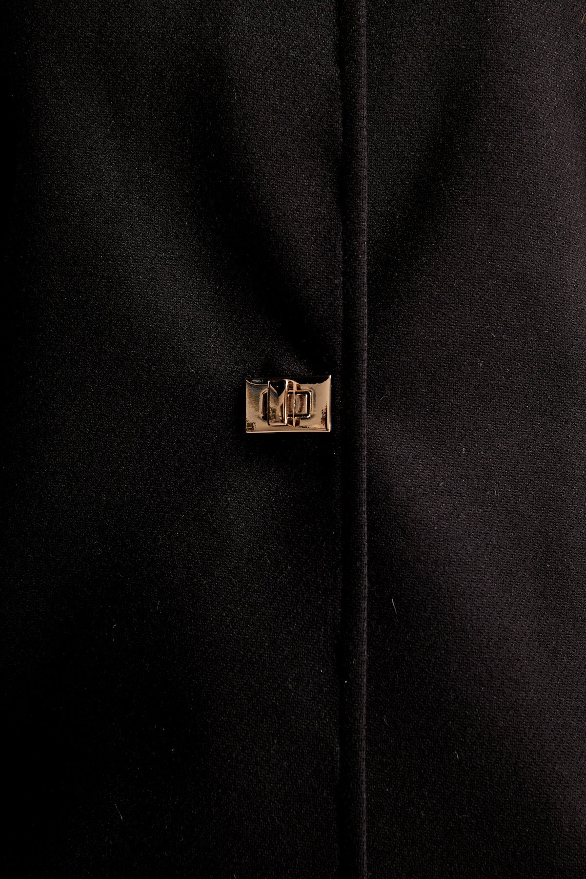 Capa Broches
