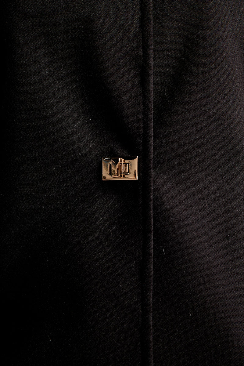 Capa Broches
